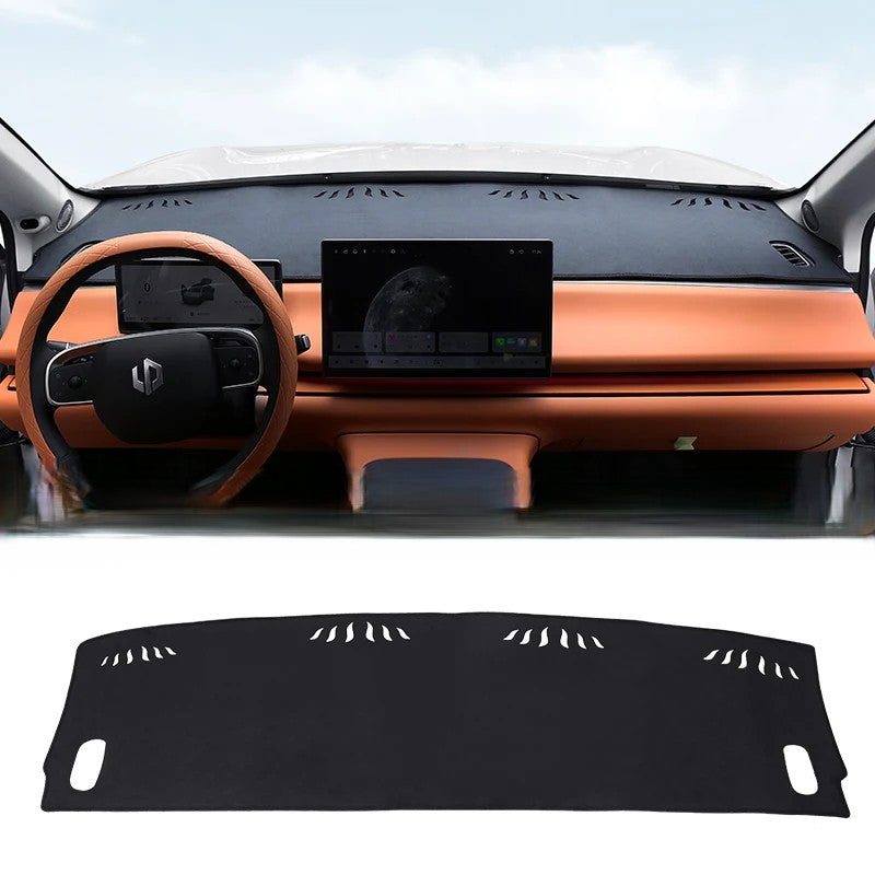 Leapmotor C10 Instrument Panel Light Blocking Pad - Leapmotor Accessories