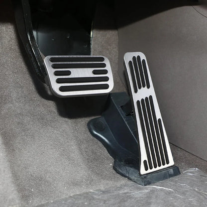 For BYD DENZA D9 2023-2025 AT Car Pedals Stainless Steel Accelerator Pedal Brake Pad No Drill Cover Anti Skid Pads Parts