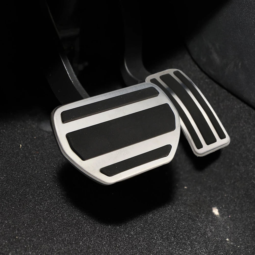 Stainless Steel Gas Pedal Pad Cover for Peugeot 207 301 307 208 2008 308 408 for CITROEN C3 C4 for DS 3 4 6 DS3 DS4 DS6 ACC.