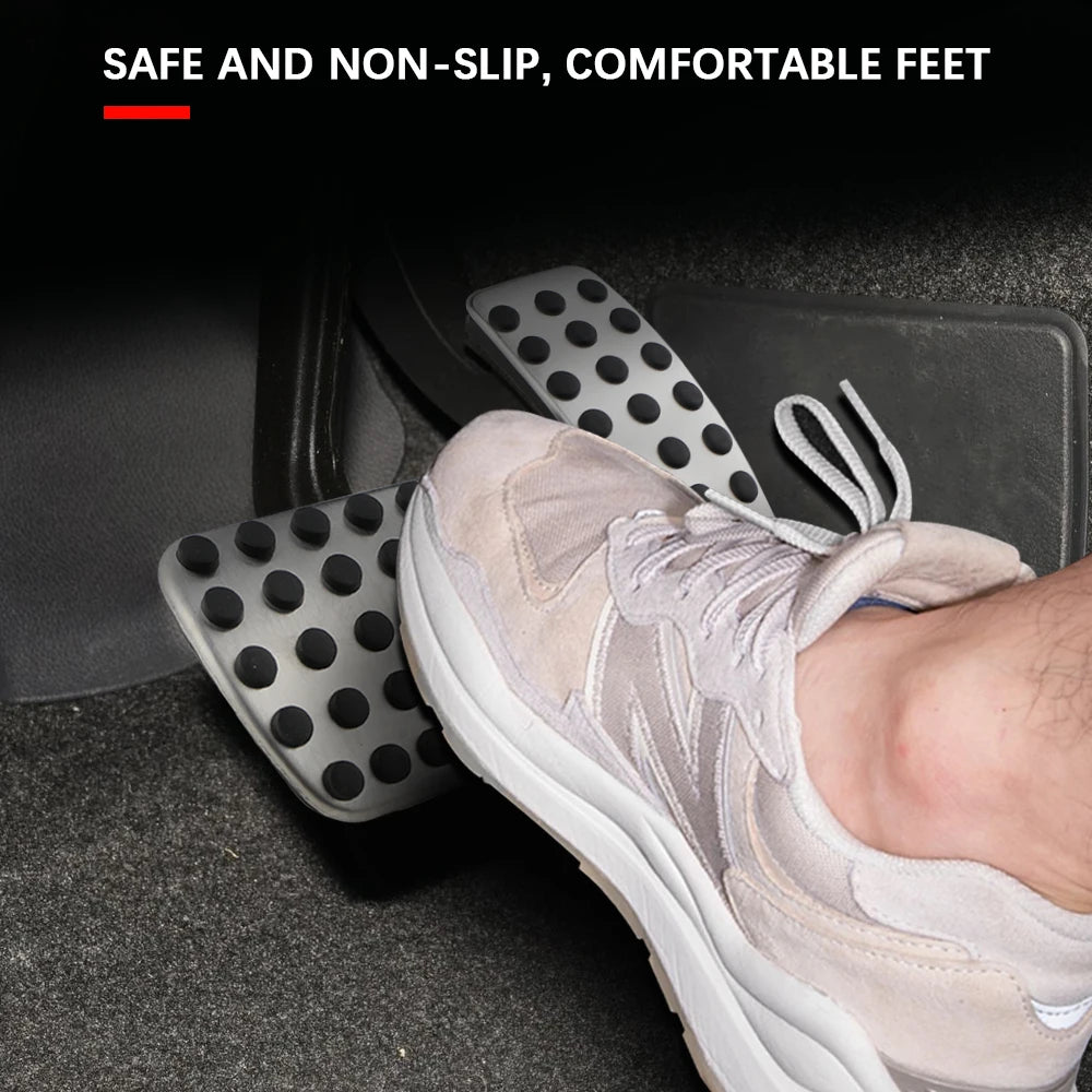 Car Pedals Covers for Infiniti Q30 QX30 2015-2023 AT Stainless Steel Gas Fuel Brake Pedal Cover Interior Accessories