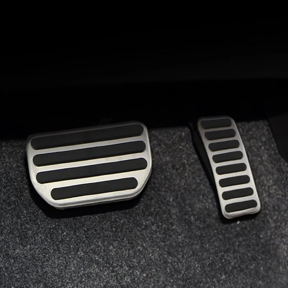 AT MT Car Gas Brake Pedal Anti-slip Pad Cover for Suzuki SX4 Aerio Ciaz Vitara S-Cross Splash Ignis Kizashi Sidekick Samurai