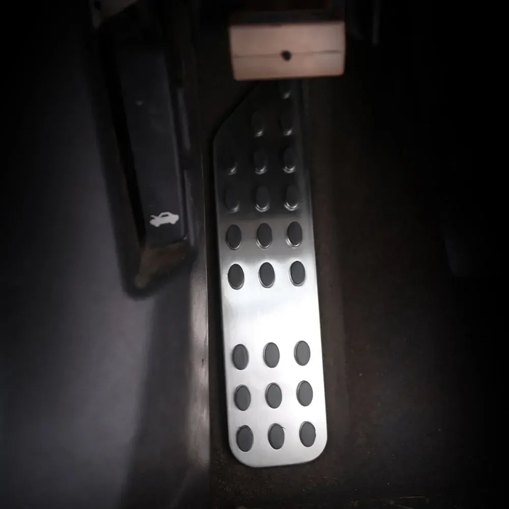 AT MT Car Pedas for Chevrolet Trax Equinox Cruze Malibu for Opel Mokka Vauxhall Astra J H GTC Insignia Gas Brake Pedal Cover