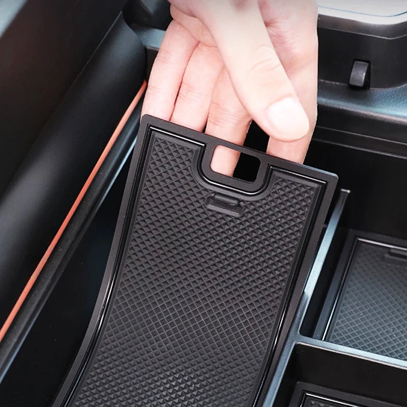 ZEEKR 001 Armrest Storage Box Organizer Tray