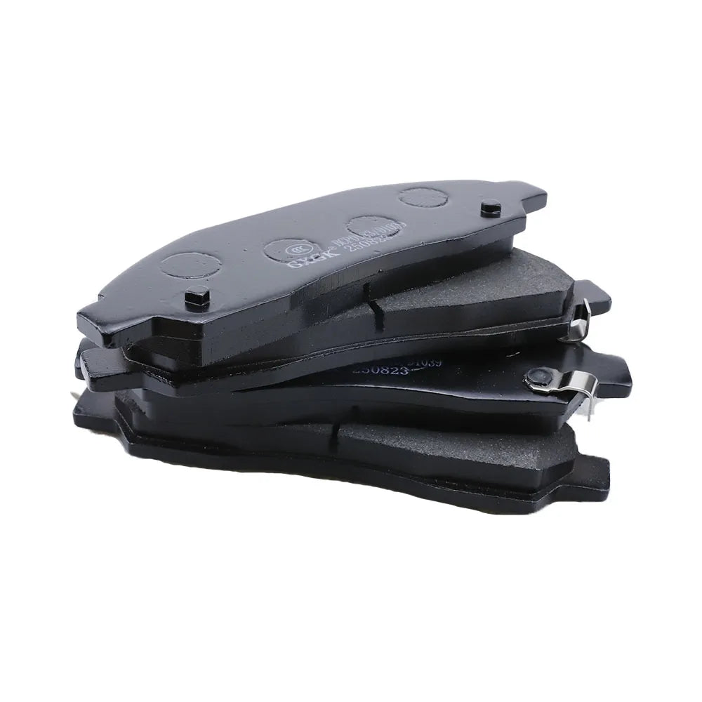 Front Brake Pad Set For GWM Wingle 3 5 6 7 2006-2016 2018 2.2L/2.4L/2.8TDI-DO Spare Parts Accessories