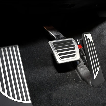 Car Pedals for Alfa Romeo Giulia 2016-2024 Non-Slip Gas Fuel Accelerator Brake Pedals Cover Pad Replacement Parts