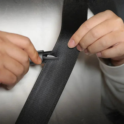 2-in-1 Car Safety Hammer Window Glass Breaker Seat Belt Cutter - Leapmotor Accessories